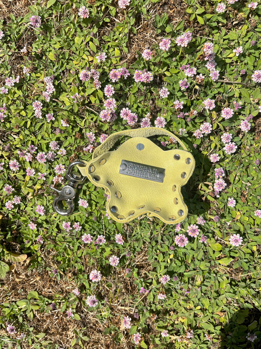 Daisy Charm Keychain Matcha