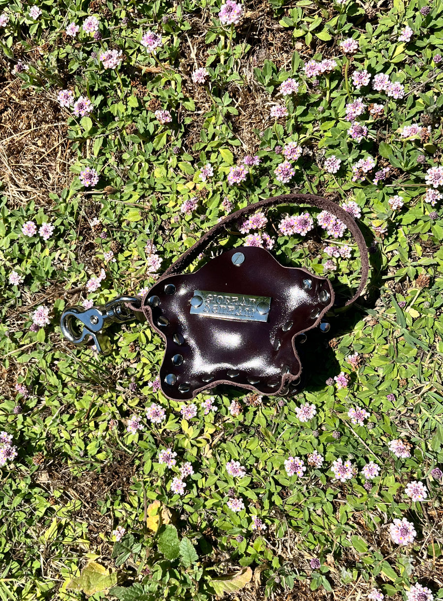 Daisy Charm Keychain Cocoa Bean